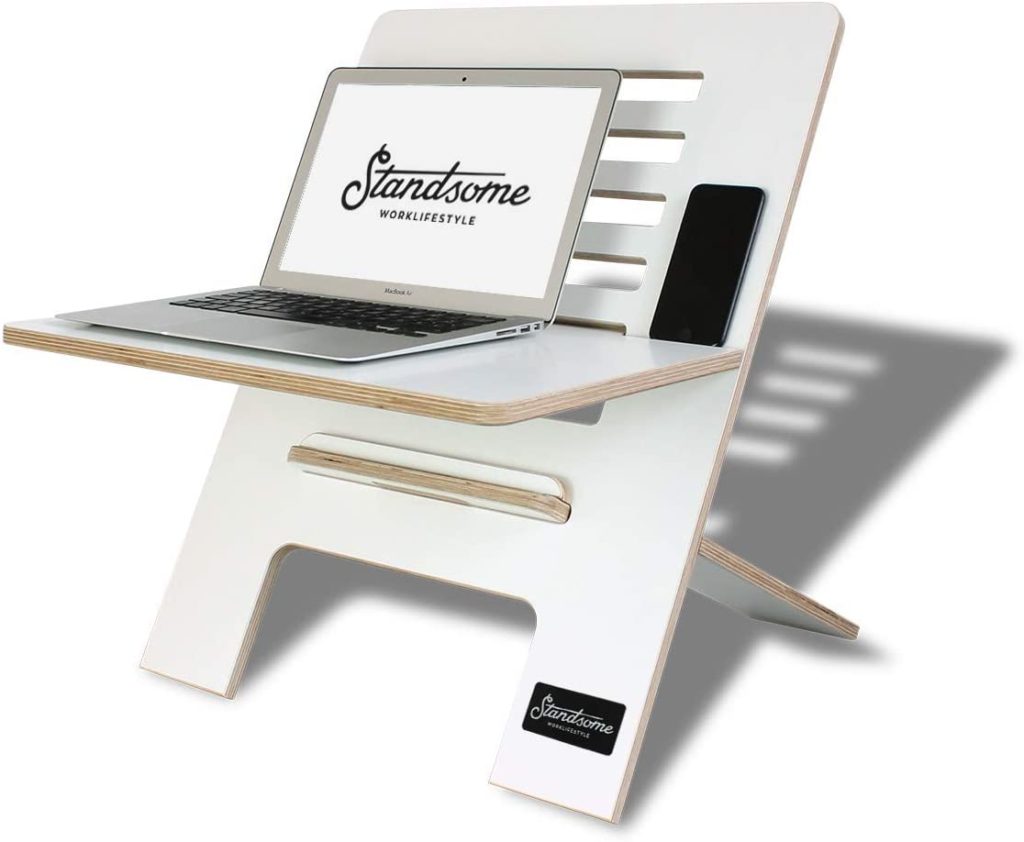 Standsome Slim – Der Schreibtischaufsatz aus Holz